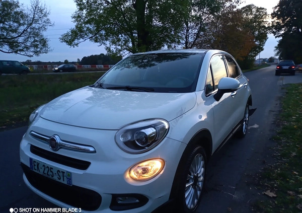 Fiat 500X cena 26500 przebieg: 155000, rok produkcji 2016 z Września małe 211